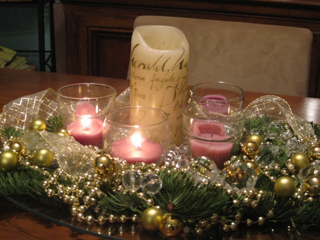 [120809 advent candles close-up[18].jpg]
