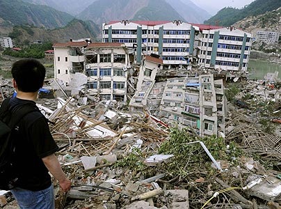 [china-earthquake[2].jpg]