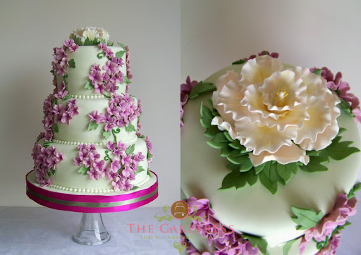 Green and Purple wedding Cakes