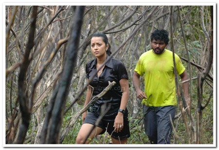 Karthi,Andrea,Reema Sen Aayirathil Oruvan movie stills