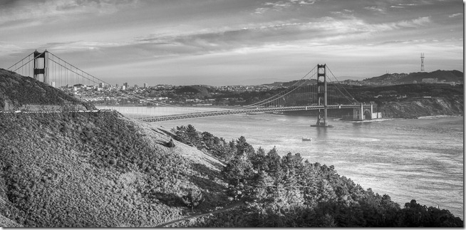 Golden Gate Black and White