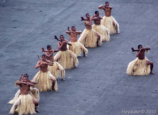 [Lautoka-Fiji-welcoming-party6[4].jpg]