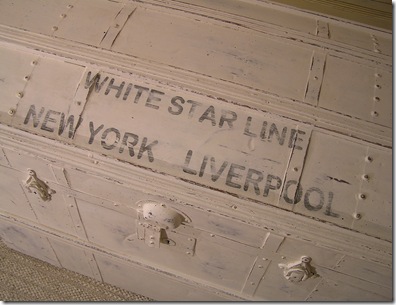 Kista White Star Line närbild