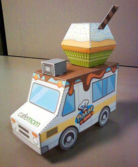 CafeMom Baker Street Truck Papercraft