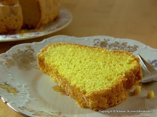 Eierlikör-Napfkuchen