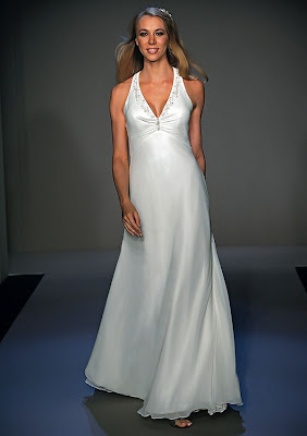 halter-v-neck-bridal-gown
