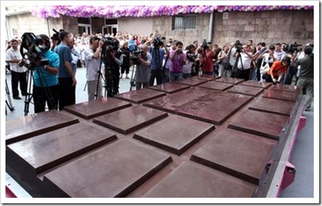 The World's Biggest Chocolate Bar 2