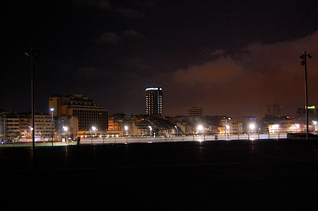 02.-%20Vista%20General%20de%20la%20Playa%20desde%20La%20Puntilla.JPG