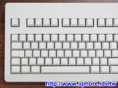 Cherry G80-3000 LSCXX 白無刻印青軸機械式鍵盤評測 - 老貓測3C
