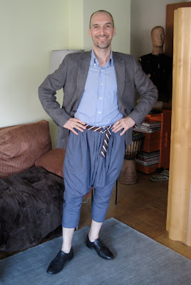 male pattern boldness: Harem Pants: The Dramatic Conclusion!