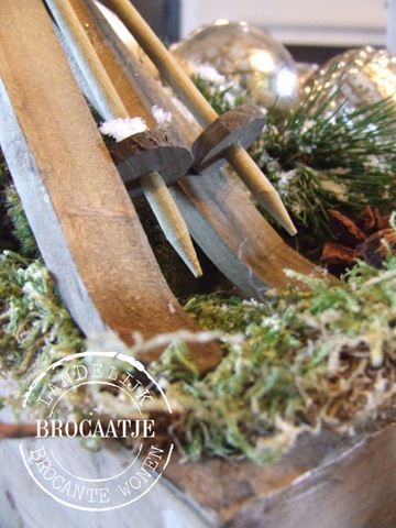 [winter 2110 041[2].jpg]