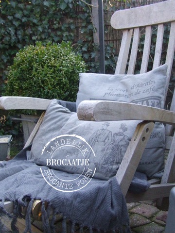 [maart 2011 041[3].jpg]