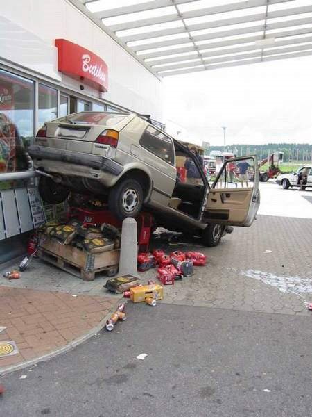 Rare Funny Pictures from around the world!