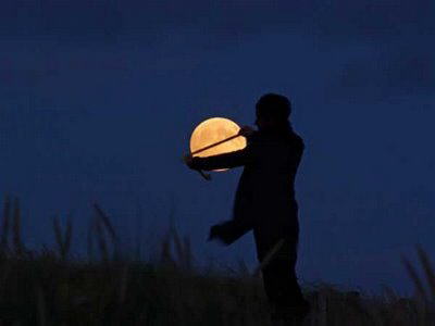 Playing with the moon