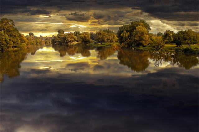 Color of Nature: Shades of Light