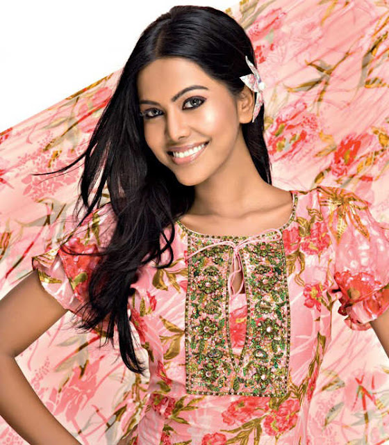 Latest Salwar Kameez Designs | Hot Models in Salwar Kameez Pics