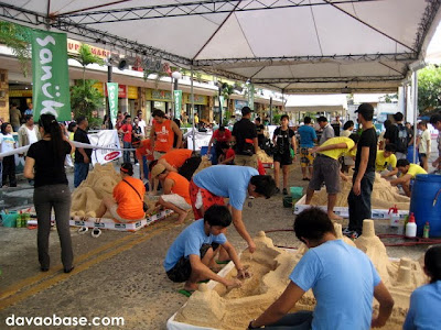 Sanuk Sandcastle Competition in Chimes Davao City: Lots of people, lots of fun!