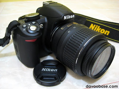 Nikon D3100 with 18-55 VR Lens, up close and personal