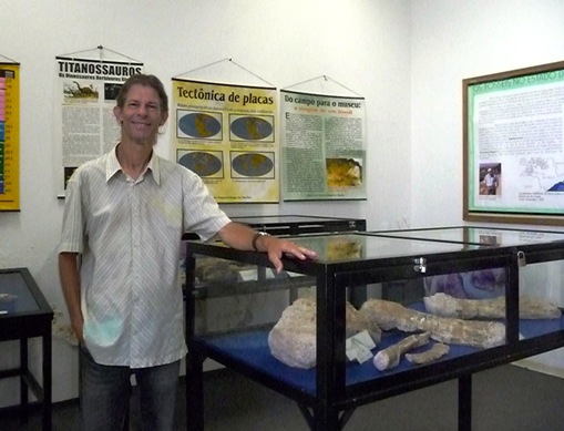9. Paleotólogo William Roberto Nava - coordenador do Museu de Paleontologia