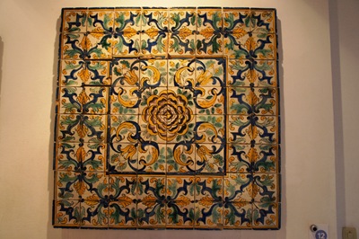 [museu do azulejo - azulejos tipo padrão camelias[4].jpg]