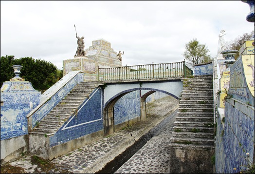 Palácio de Queluz - canal de azulejos 4