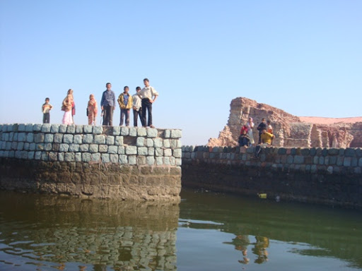 نشاط کوهستان - جزیره هرمز 871110