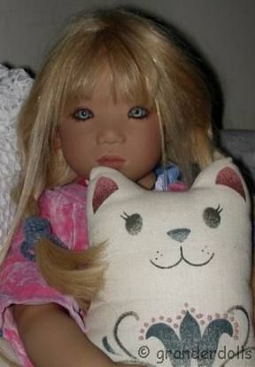 Annette Himstedt doll Runi Girl from Iceland 2000 Kinder