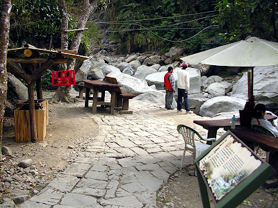 高雄那瑪夏拉比尼亞露營山莊 @98 年春節移動露營 (4-4)