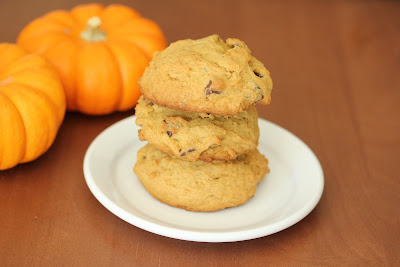photo of a stack of three cookies on a plate