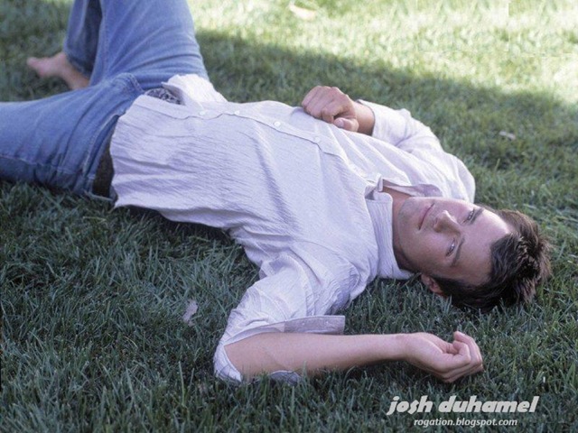 [Josh_Duhamel12.jpg]