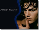 Ashton_Kutcher-4