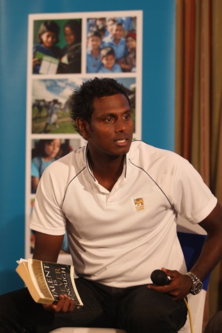 [Angelo mathews 0541[7].jpg]