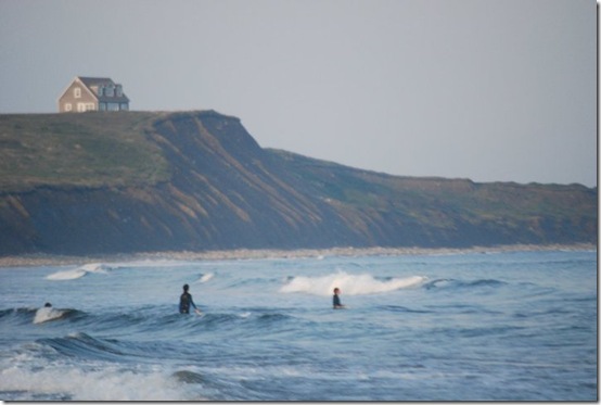 NS surfers