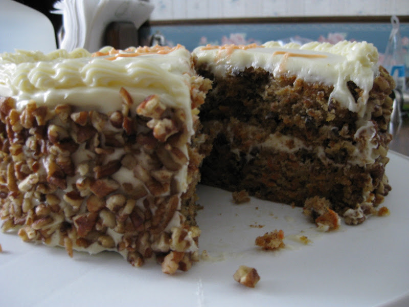 Carrot cake, cross-section view