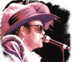 [Elton-John[3].jpg]