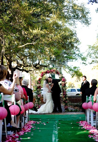 Savannah Wedding Ceremony Kiss