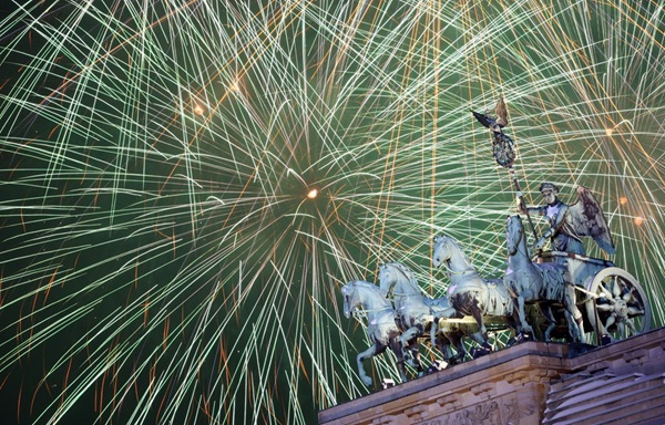 [eve of new year16.jpg]