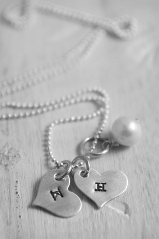 [HeartInitialNecklace copy[4].jpg]