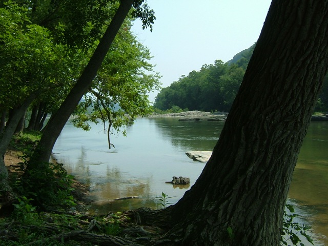 [The Shenandoah River near Harper's Ferry[4].jpg]