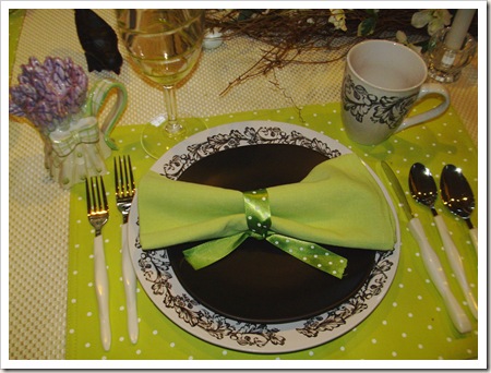 A SPRING TABLE 008