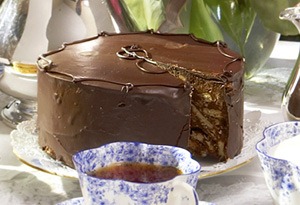 [20110429-tows-recipe-chocolate-biscuit-cake-300x205[3].jpg]