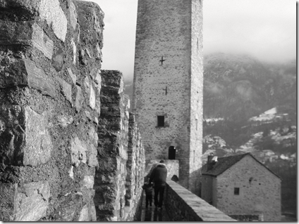 camminamento verso la torre di Castelgrande a Bellinzona