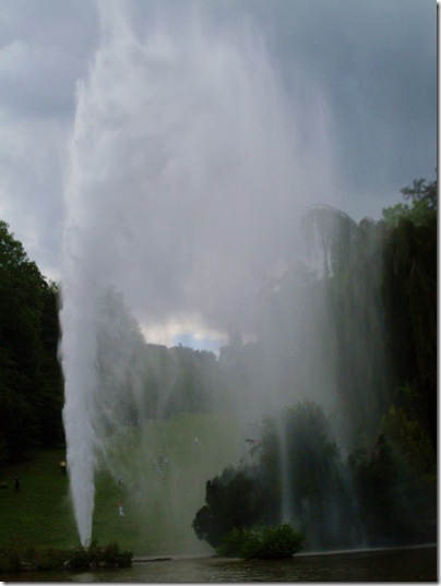 Il geyser modellato dal vento al Wilhelmshohe di kassel