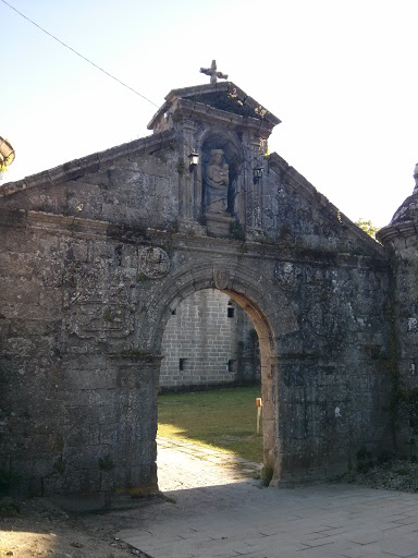 Entrada Mosteiro Melon