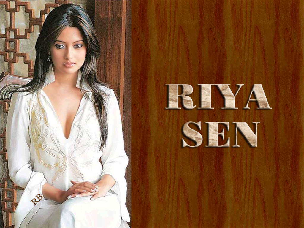 [Riya_Sen_093[1].jpg]