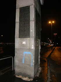 Budapest,  blog,  street art,  public art,  konnektor, Batthyany tér,  IU. kerület, 1. kerület,  2 metró,  szellőzés