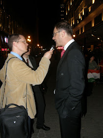 V. kerület,  Belváros, 5. kerület,  Fidesz, Budapest,  Vörösmarty tér,  2010. április 25, második forduló,  képek,  fotók. pictures,  fotók,  buli,  