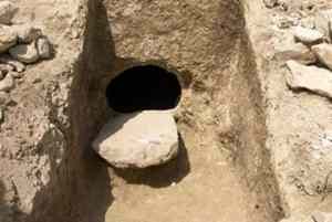 Roman-era Tomb Unearthed in Idleb, Syria