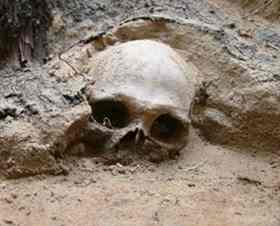 This man's remains lie close to the tomb of an especially high-ranking Xiongnu man whom he may have served in some way