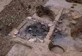 The remains of a 16th century sauna are pictured at the ruins of warlord Nobunaga Oda's Nijo-Goshinzo residence in Kyoto's Nakagyo Ward in February 2010. (Photo courtesy of Kyoto City Archaeological Research Institute)